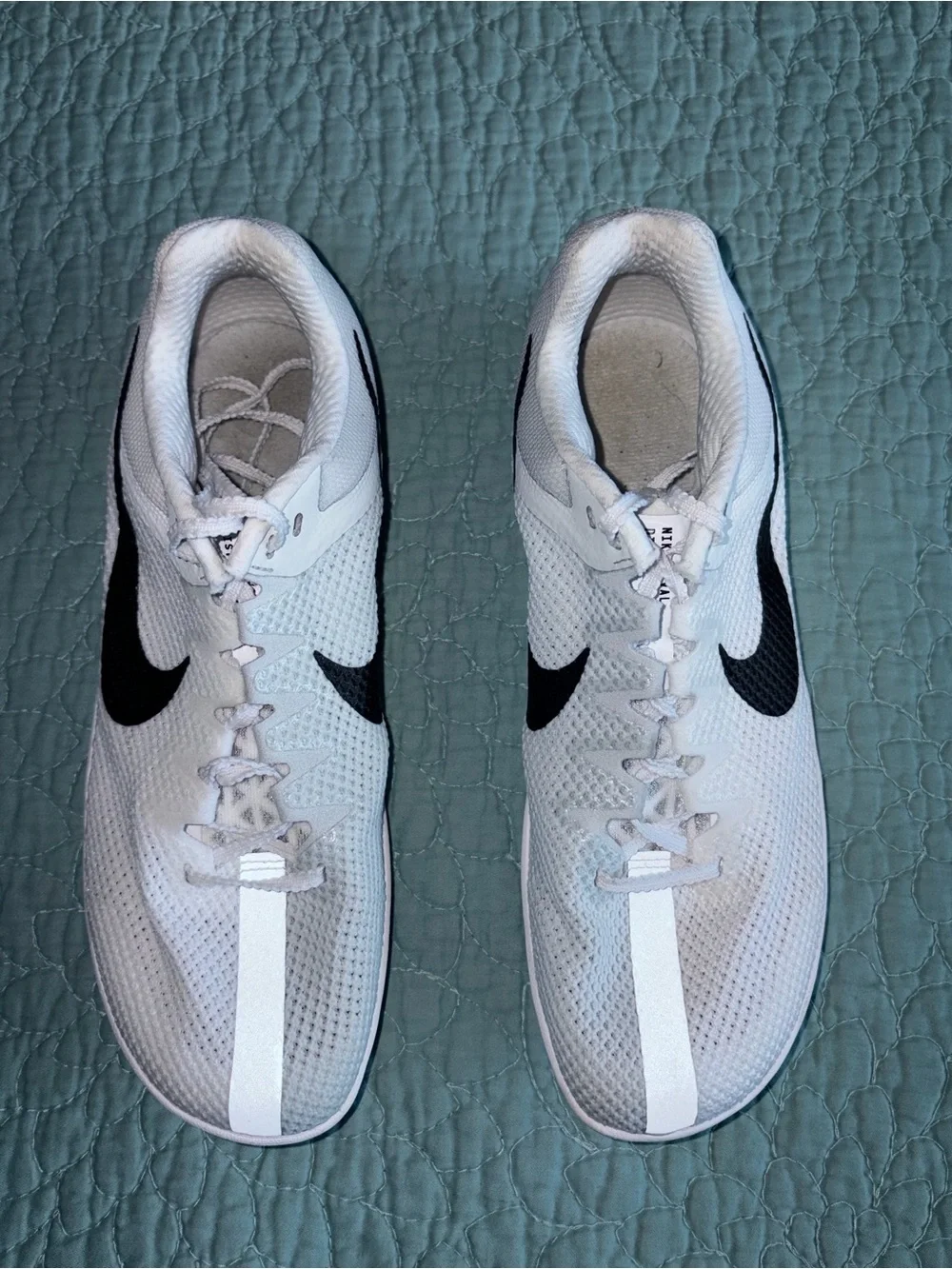 Nike zoom rival